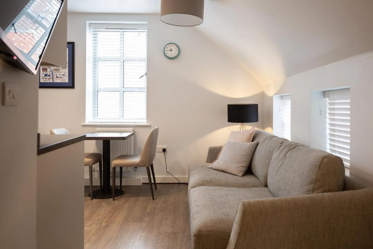 Hotel The Falcon Tap Boutique Inn York